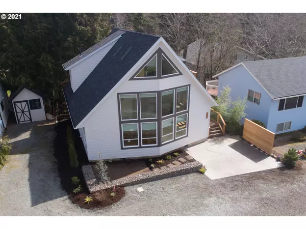 116 S HARBOR ST, Rockaway Beach, OR 97136