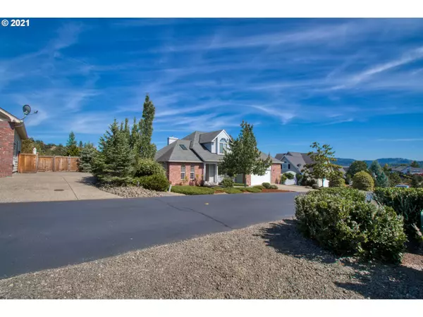 Roseburg, OR 97470,1181 NE GRANITE RIDGE ST