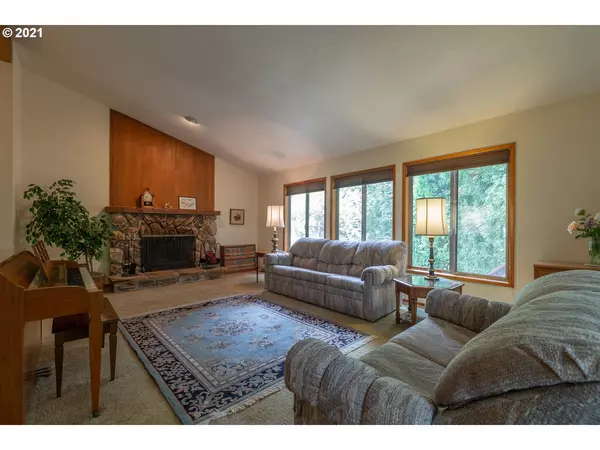 West Linn, OR 97068,1162 RYAN CT