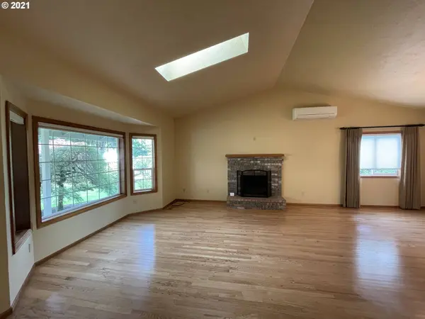 Springfield, OR 97478,41610 MADRONE ST