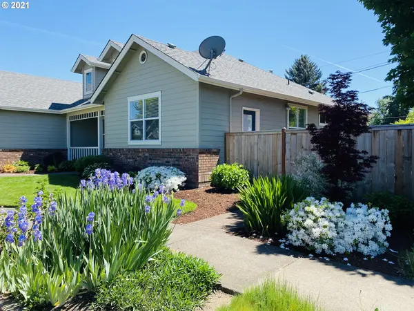 1078 BACKLUND PL, Eugene, OR 97401