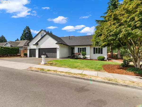 Canby, OR 97013,1833 N TEAKWOOD CIR