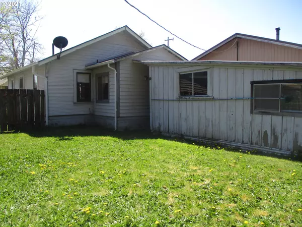 Vernonia, OR 97064,242 B ST