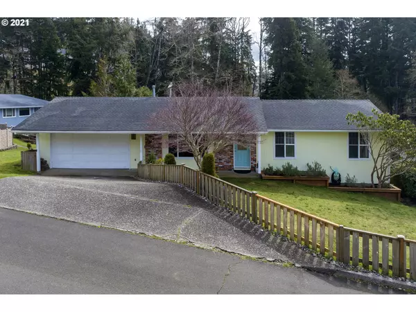 279 W Niagara AVE, Astoria, OR 97103