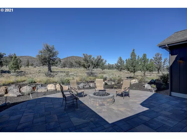 Redmond, OR 97756,715 SOLITAIRE CT