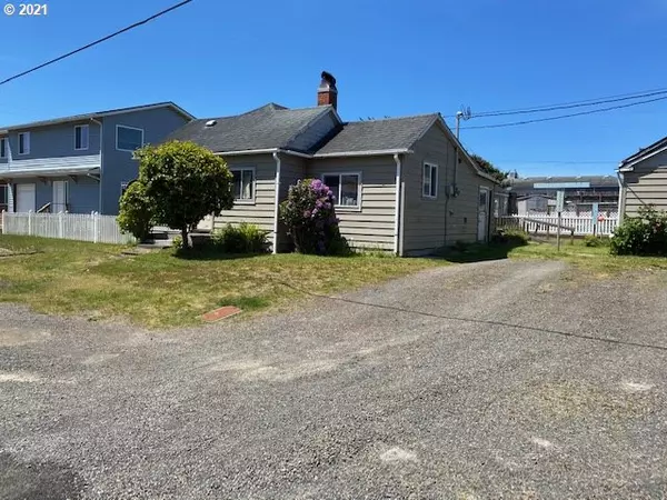 1935 N MILLER, Rockaway Beach, OR 97136