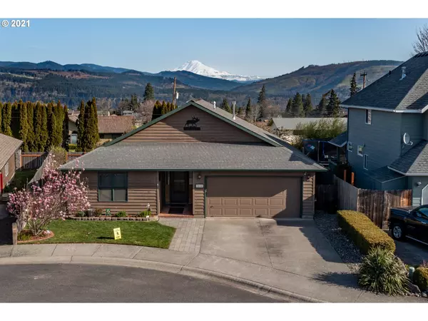 3652 PARK PLACE LOOP, Hood River, OR 97031