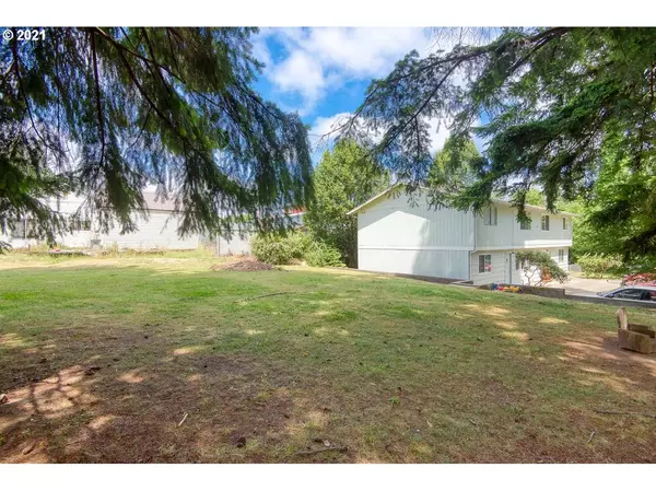 Coquille, OR 97423,610 W 11TH ST