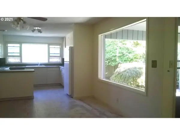 2540 MCMILLAN ST, Eugene, OR 97405