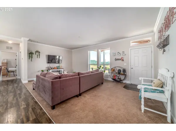 26490 Crow RD, Eugene, OR 97402