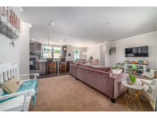 26490 Crow RD, Eugene, OR 97402