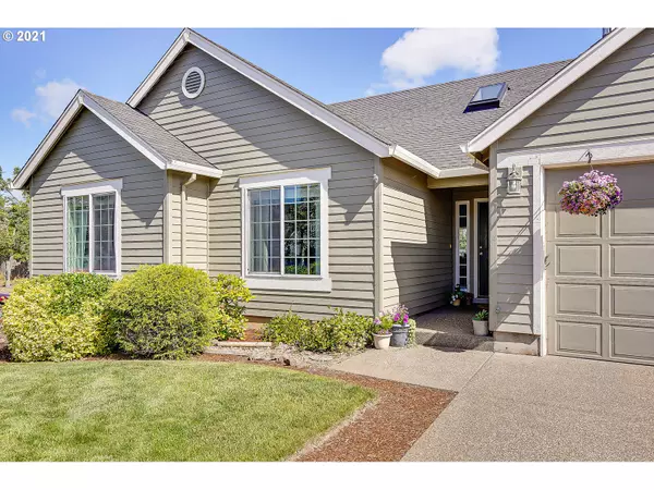 Mt Angel, OR 97362,405 MAPLE CT