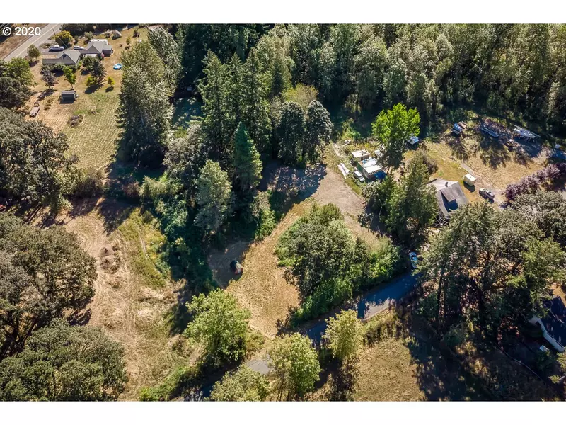 28252 S DALMATIAN RD, Mulino, OR 97042