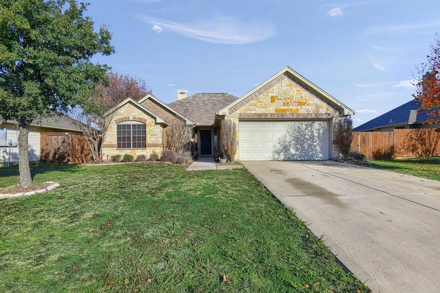 244 Glenview Drive, Aubrey, TX 76227