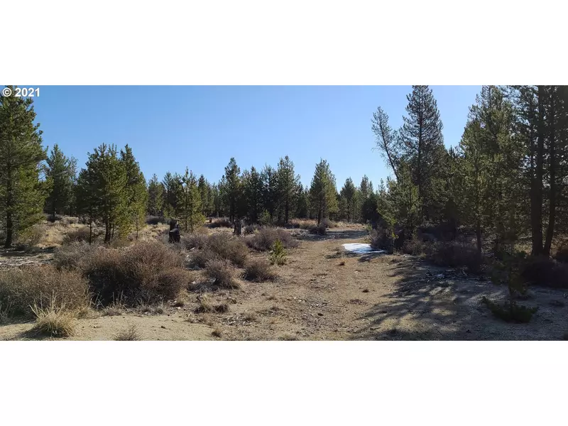 400 Bear Track RD, La Pine, OR 97739