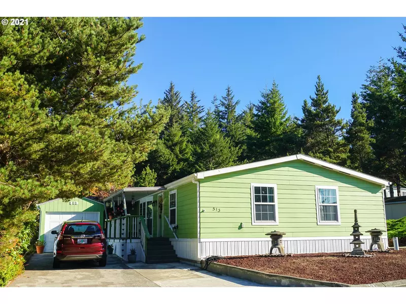 513 PUERTO VISTA DR, Coos Bay, OR 97420