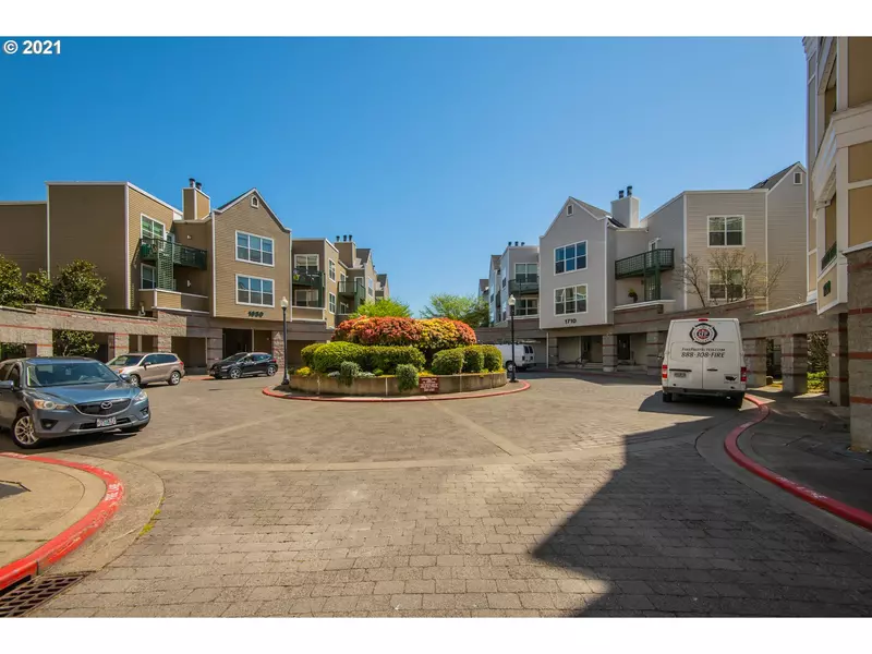 1730 S HARBOR WAY #606, Portland, OR 97201