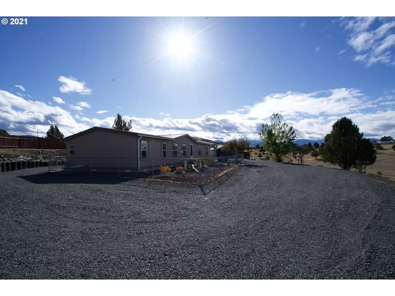 27026 RIDGE RD, John Day, OR 97845