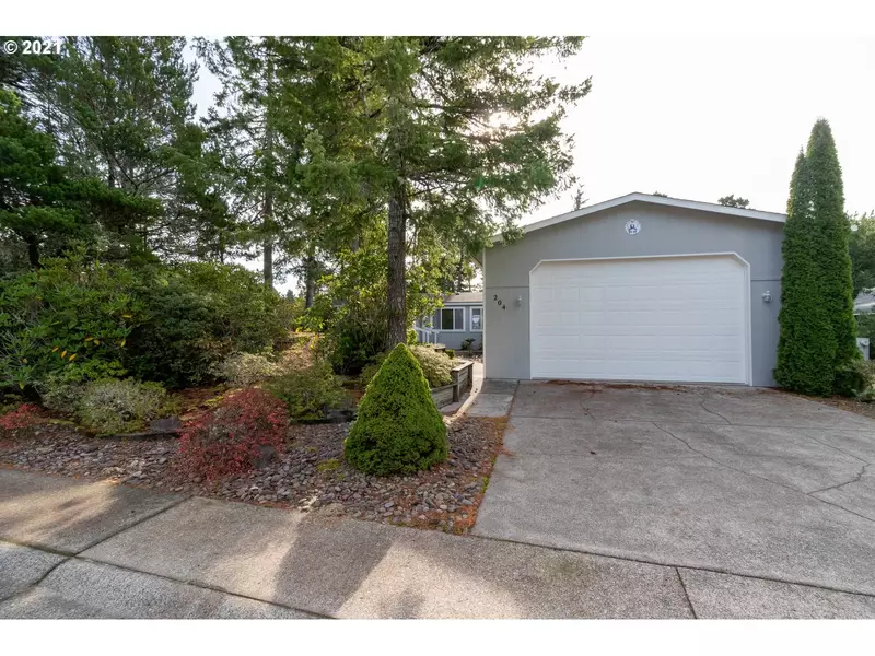 204 MUNSEL CREEK LOOP, Florence, OR 97439