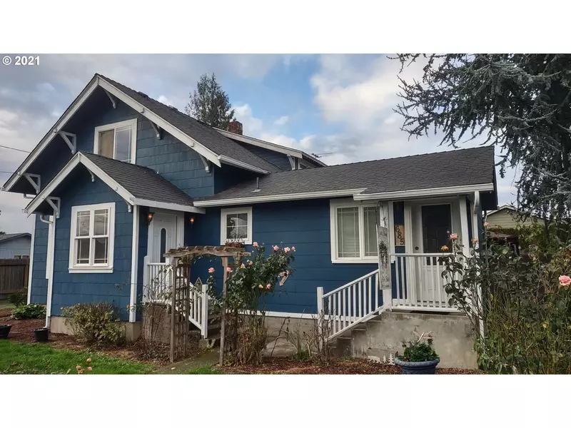 685 W MARQUAM ST, Mt Angel, OR 97362