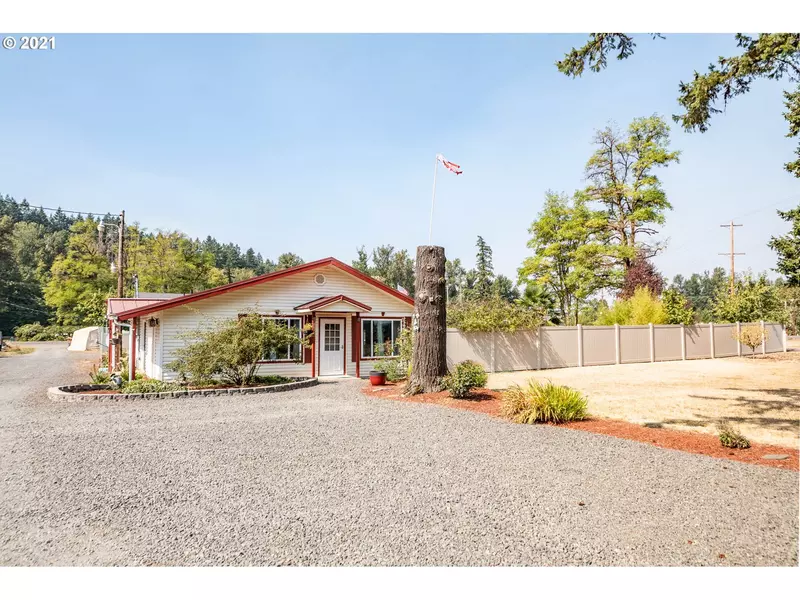 38383 DEXTER RD, Dexter, OR 97431