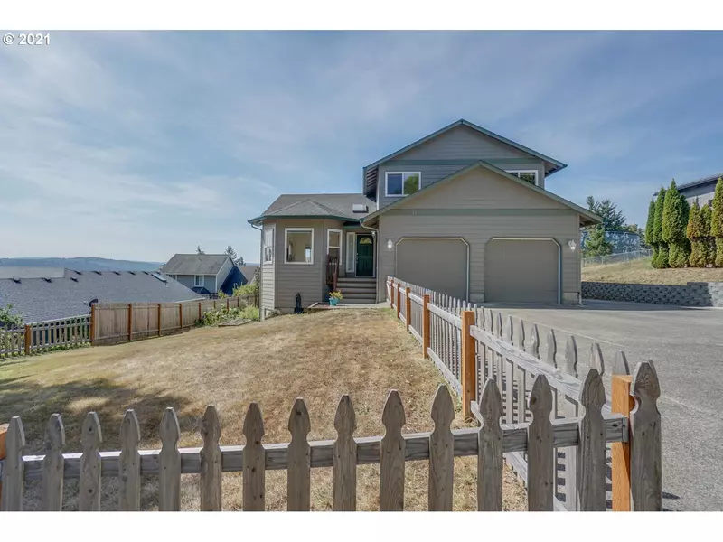 683 N 5TH ST, Kalama, WA 98625