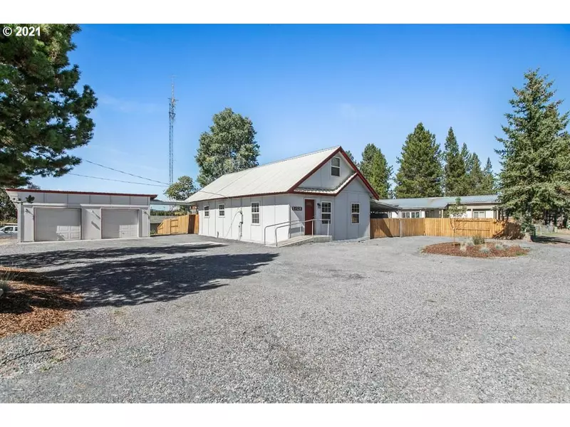 51525 MORSON ST, La Pine, OR 97739