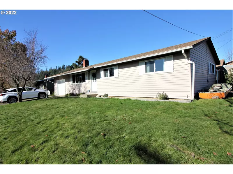 1220 W Eleventh ST, Coquille, OR 97423