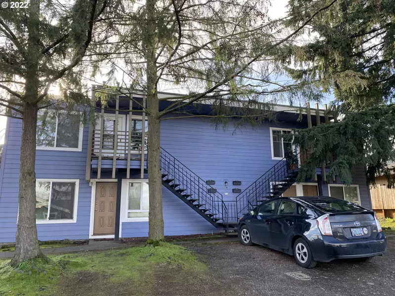 212 N DEKUM ST, Portland, OR 97217