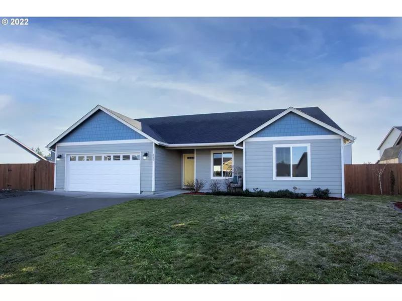 381 SW Kalmia AVE, Warrenton, OR 97146