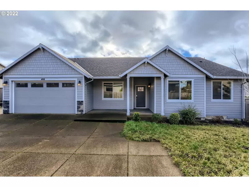 488 E LINCOLN ST, Carlton, OR 97111