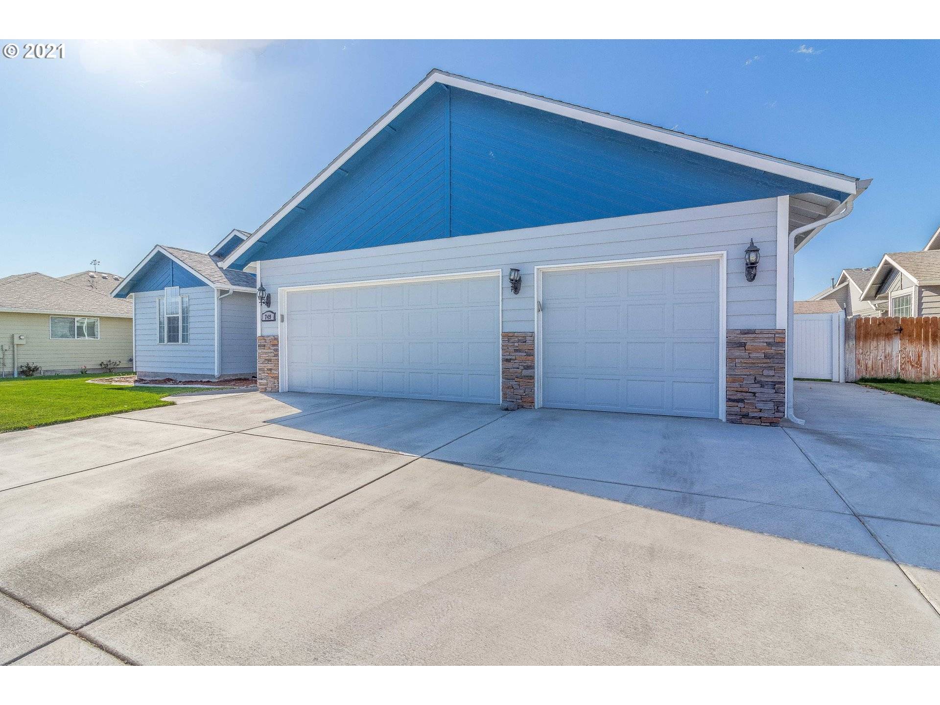 Hermiston, OR 97838,749 W JOHNS AVE