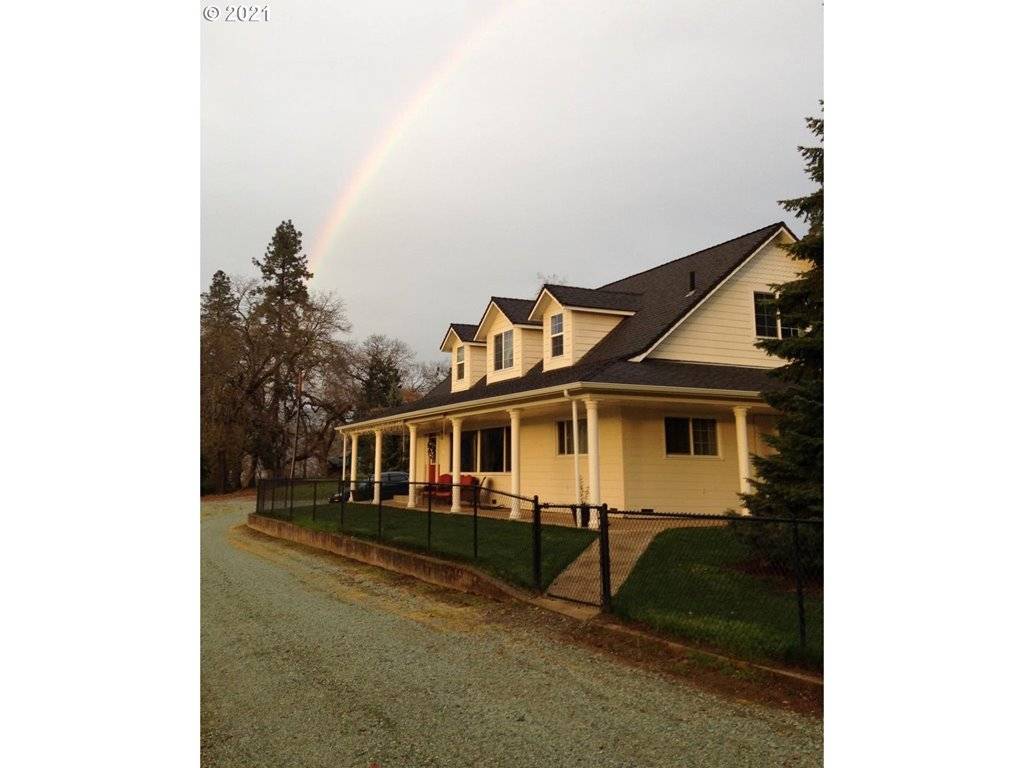 580 MATHEWS DR, Myrtle Creek, OR 97457