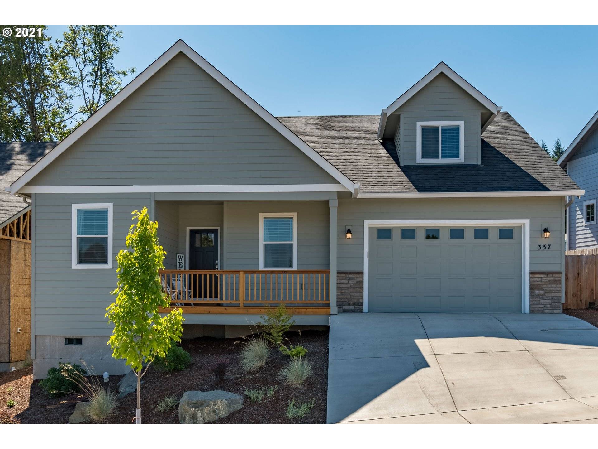 337 N O ST, Cottage Grove, OR 97424