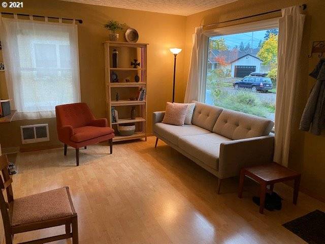 Portland, OR 97206,4900 SE 61ST AVE