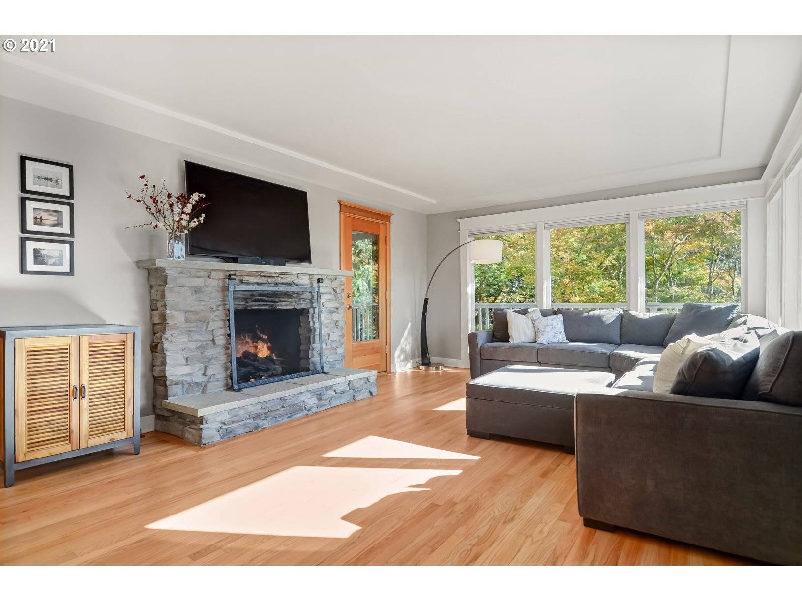 Portland, OR 97239,2425 SW HAMILTON ST