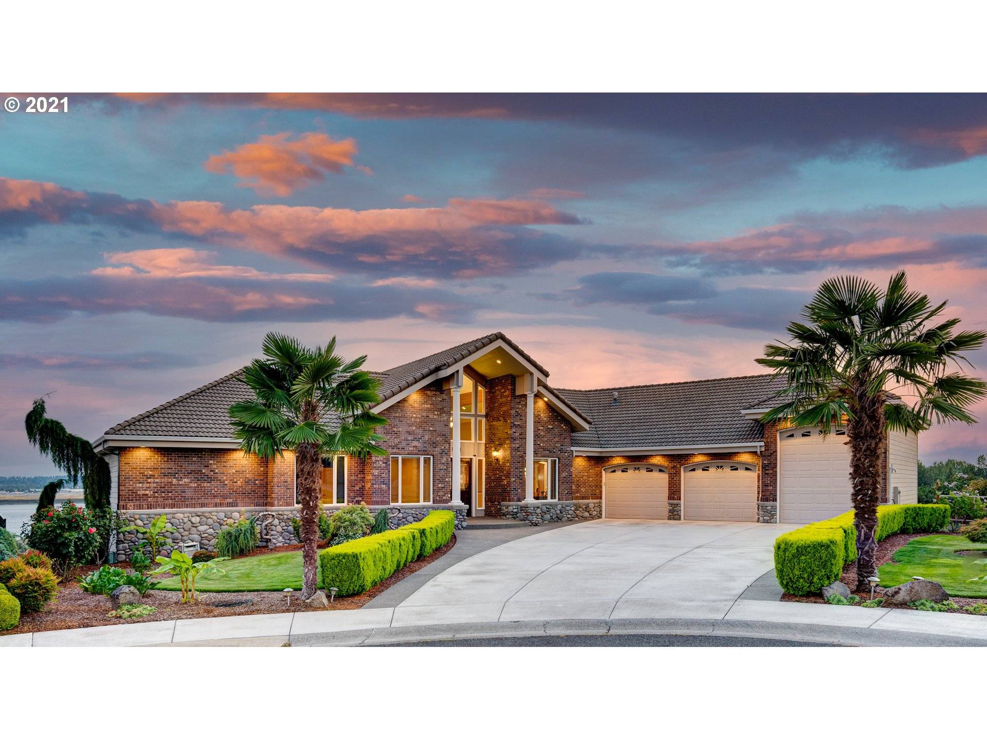 7711 SE 16TH CIR, Vancouver, WA 98664