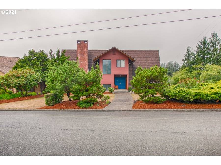 Newport, OR 97365,210 SE HARNEY ST