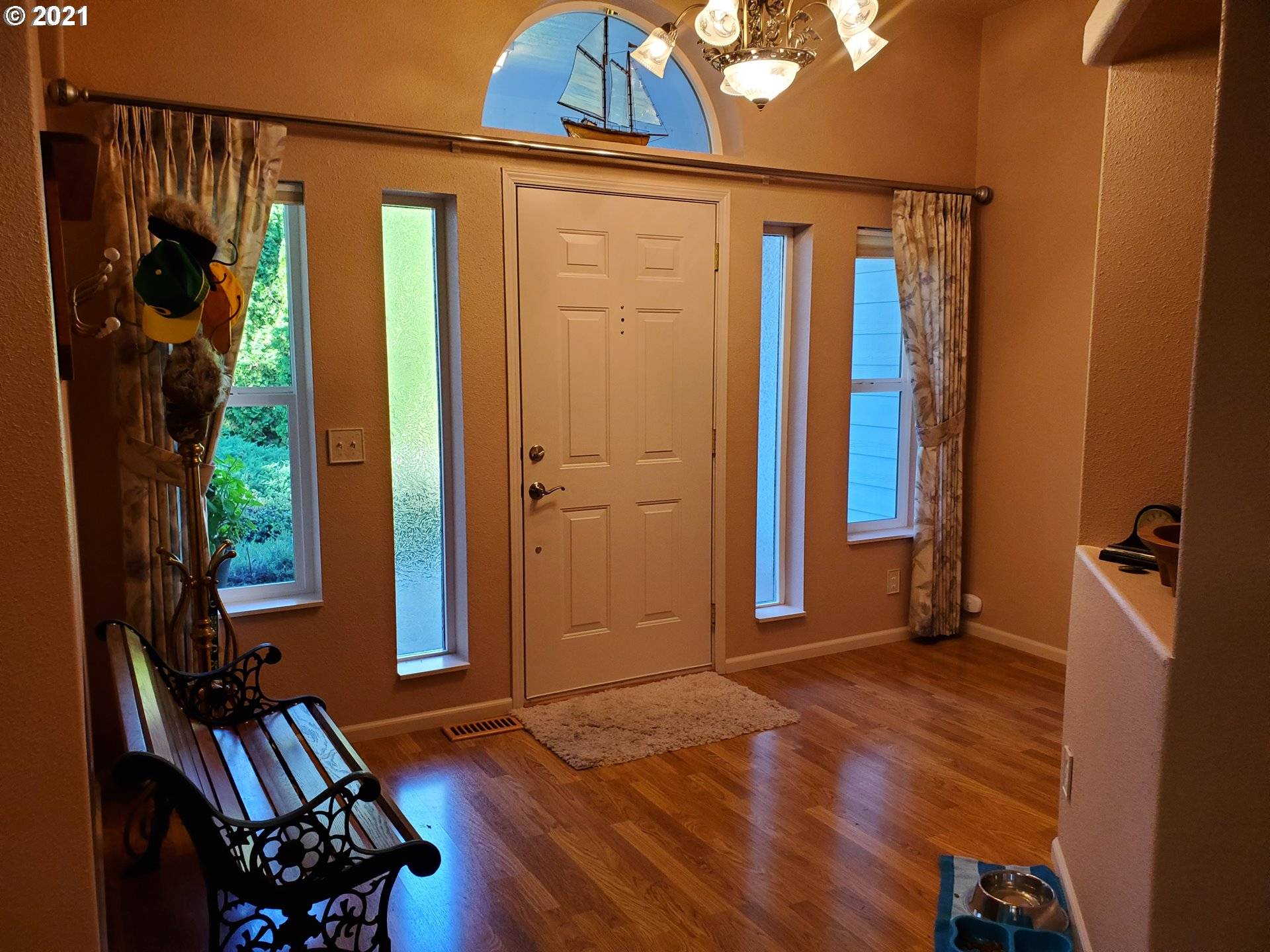 Florence, OR 97439,310 MANZANITA DR
