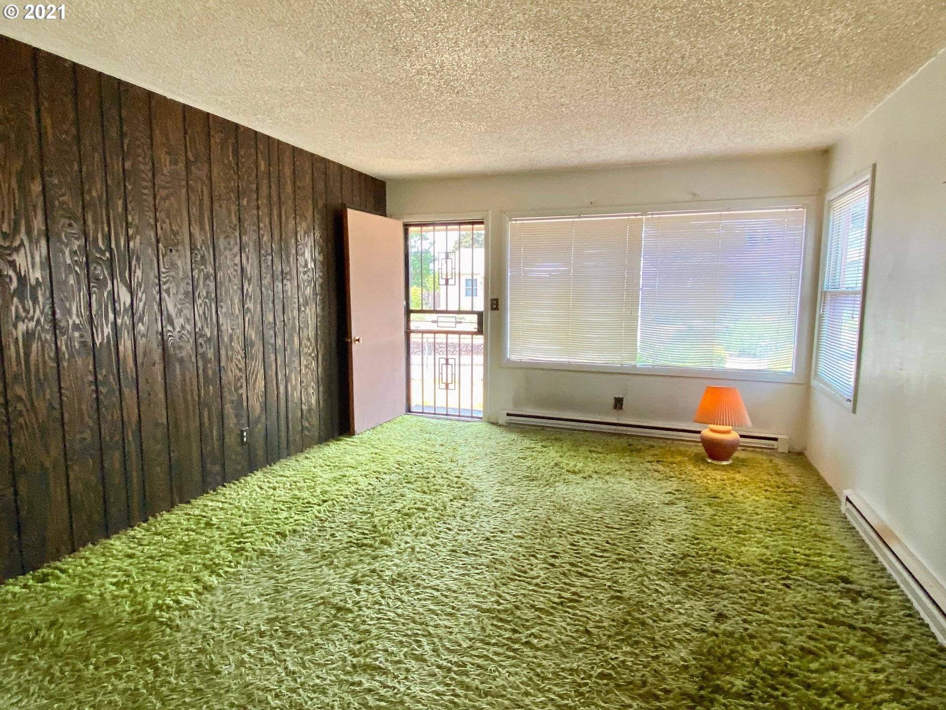 Portland, OR 97266,7406 SE 87TH AVE