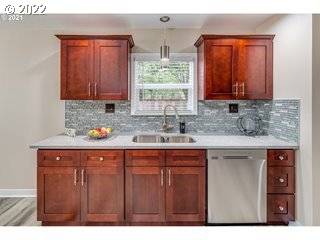 Portland, OR 97233,15568 SE STARK ST