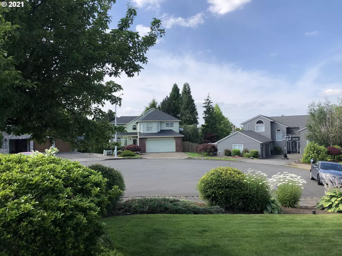 Gresham, OR 97080,2247 SW NANCY PL