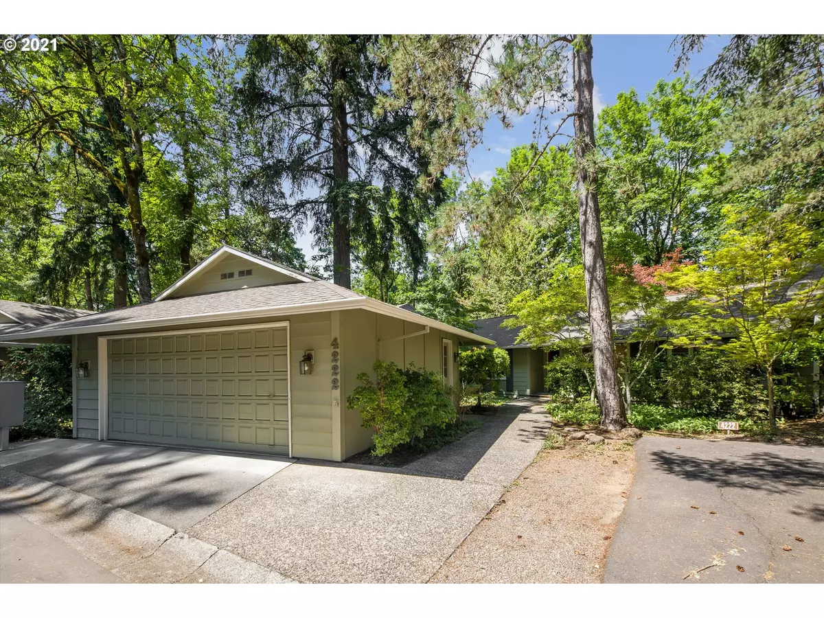 Lake Oswego, OR 97035,4222 WOODSIDE CIR