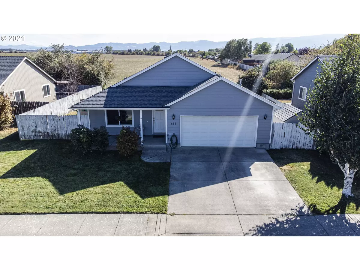 Harrisburg, OR 97446,864 ARROW LEAF PL