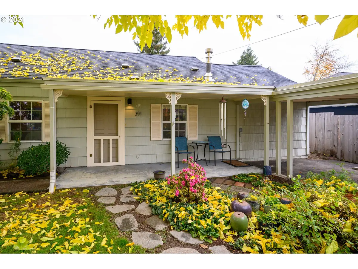 391 SUNSHINE ACRES DR, Eugene, OR 97401