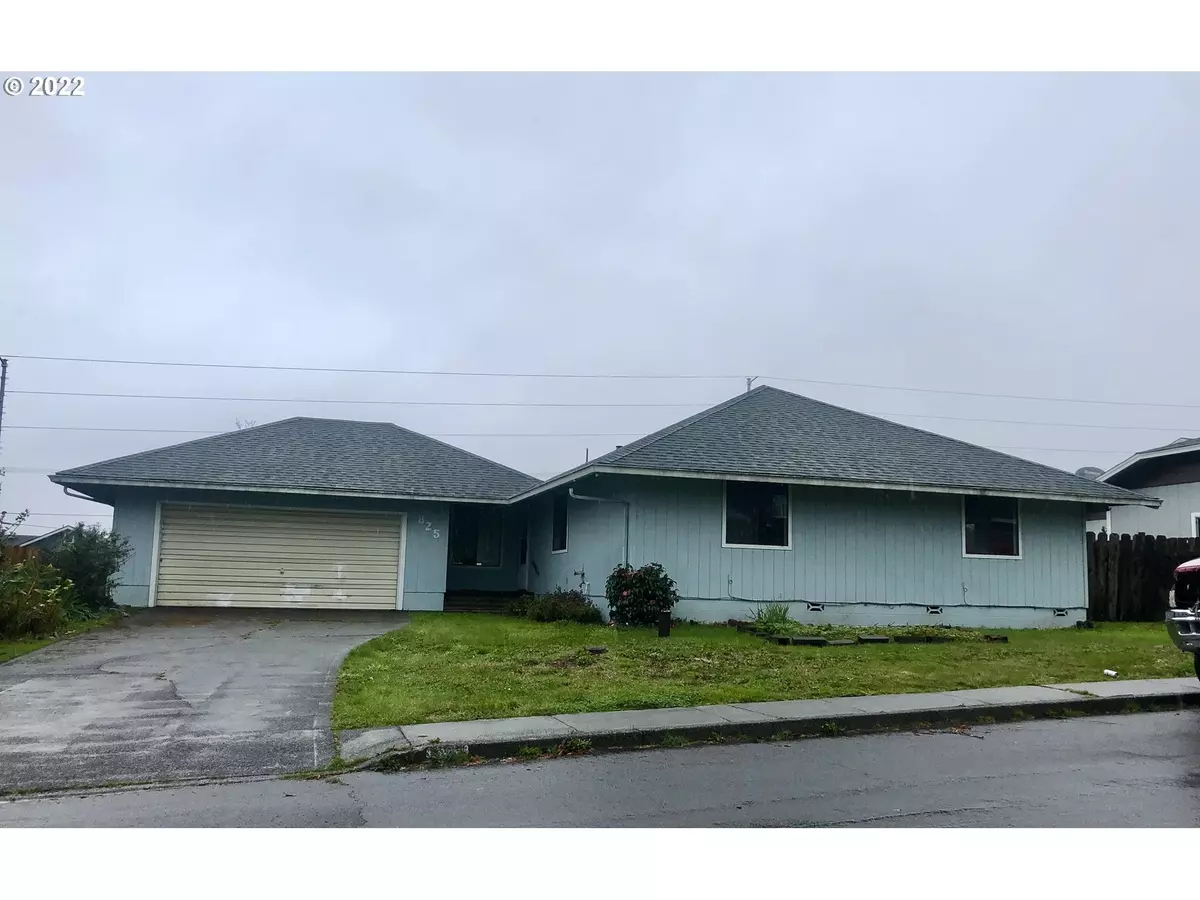 Brookings, OR 97415,825 MIDLAND WAY