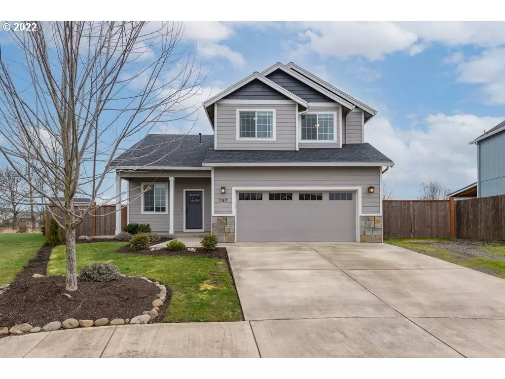 Molalla, OR 97038,797 BOSTON CT