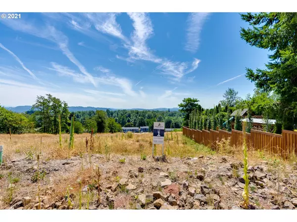 504 NE Province DR, Camas, WA 98607