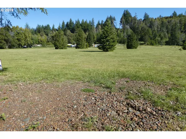 Gold Beach, OR 97444,Saunders Creek RD #2