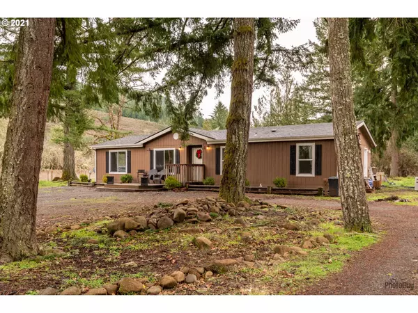 Dorena, OR 97434,37627 ROW RIVER RD